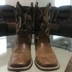 Ariat Boy’s Cowboy Boots Size 1